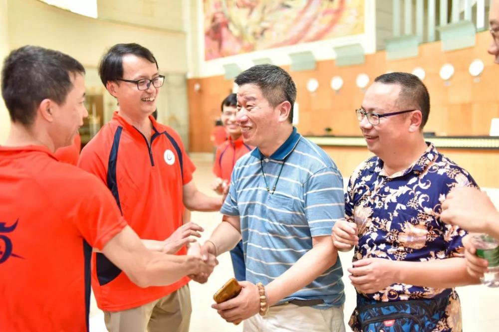 广州中医药大学中医班同学25周年聚会